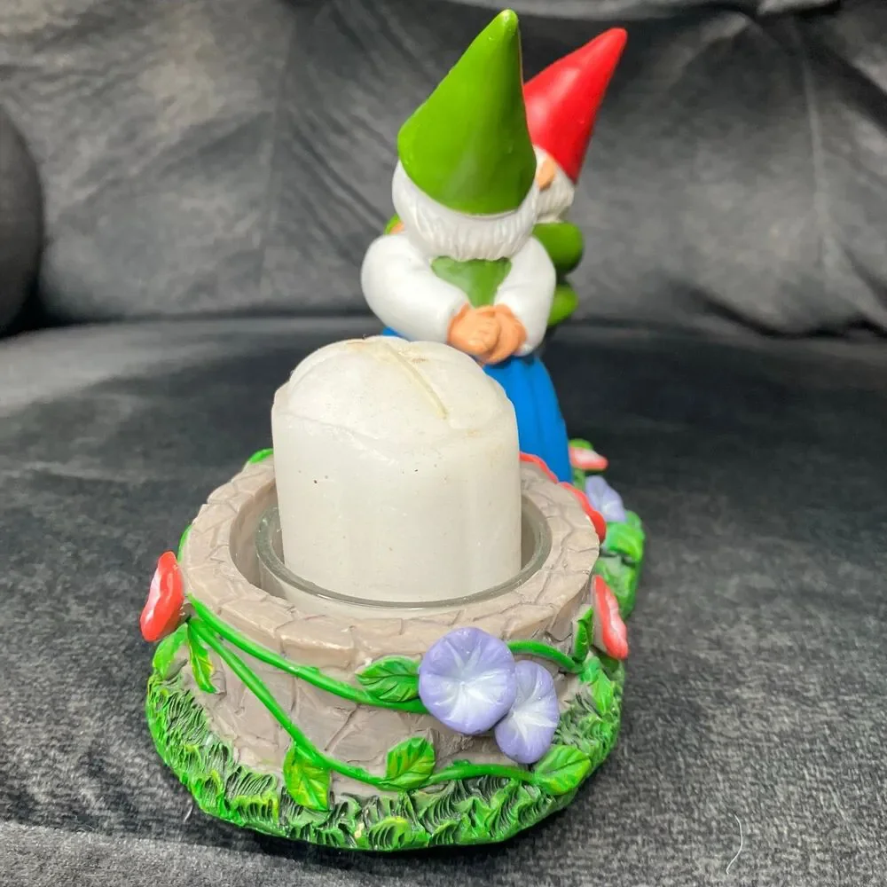 Yankee Candle, Garden Gnome, Kissing Couple Resin Tea Light Votive Candle Holder